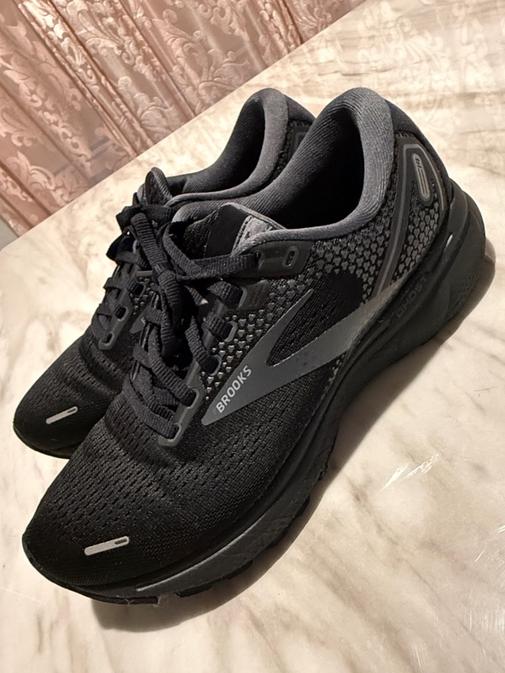Brooks Ghost 14 Black and Gray Running Sneakers